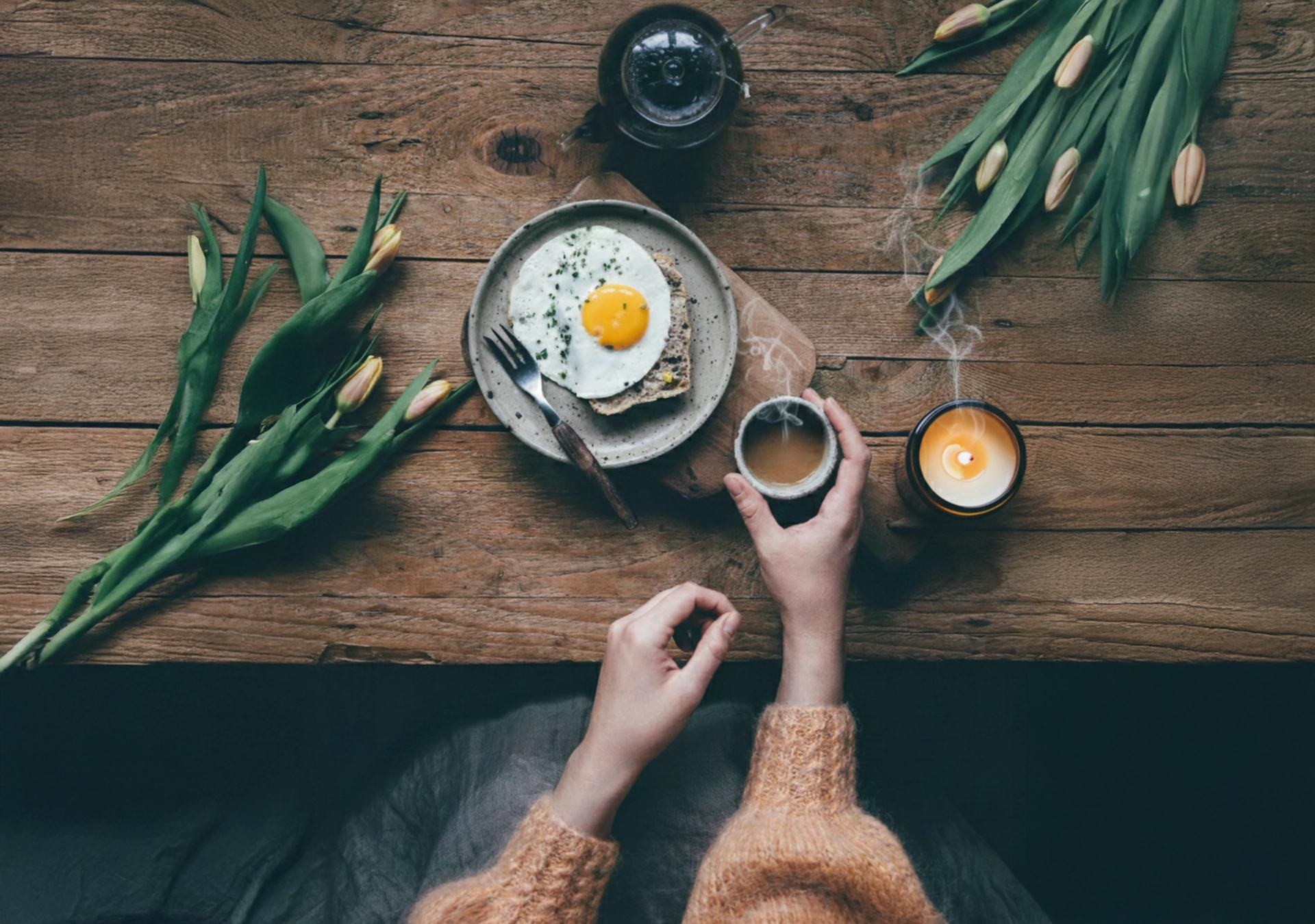 PUFF doğal soya mumu ile cozy kahve ve kahvaltı masası atmosferi