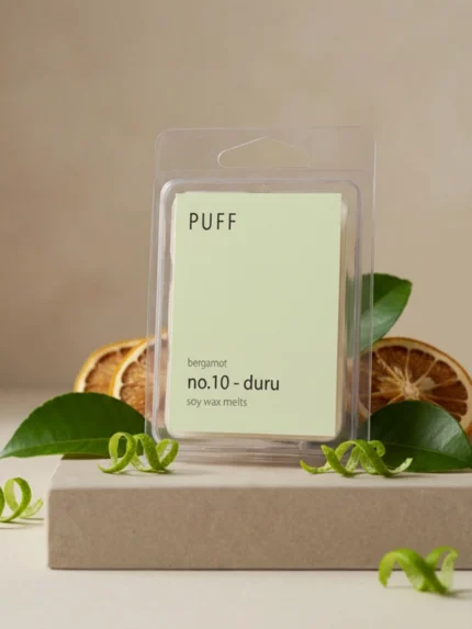 PUFF No.10 Duru bergamot kokulu soya wax melts, bergamot dilimleri ve doğal dekor ile ürün görseli